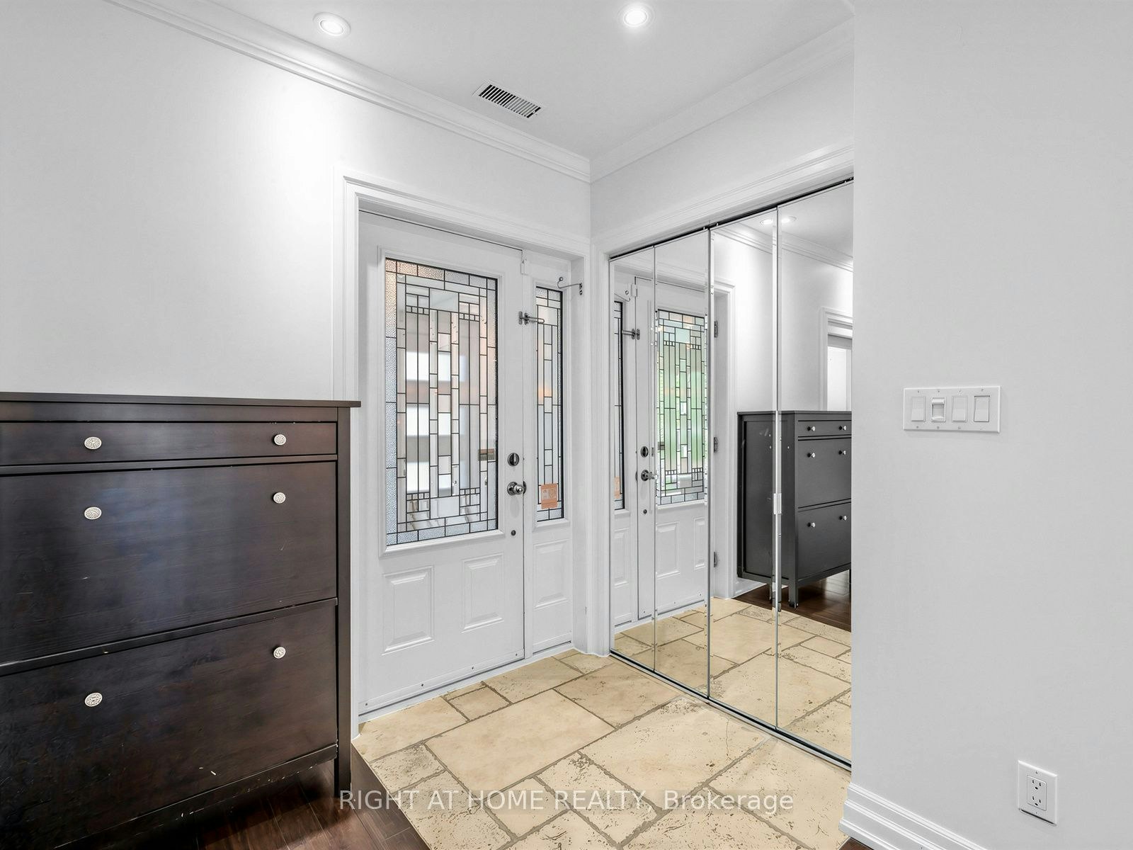 797 Eastern Avenue, Toronto, ON, M4M 1E9 - 15