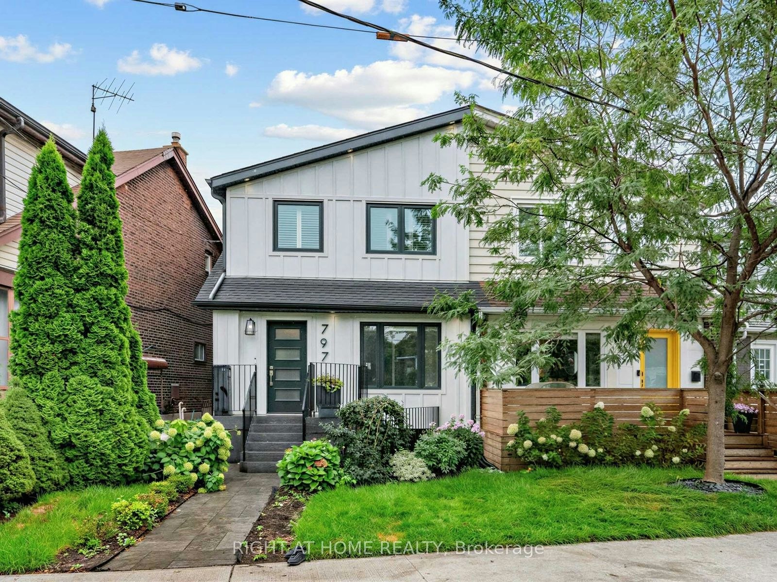 797 Eastern Avenue, Toronto, ON, M4M 1E9