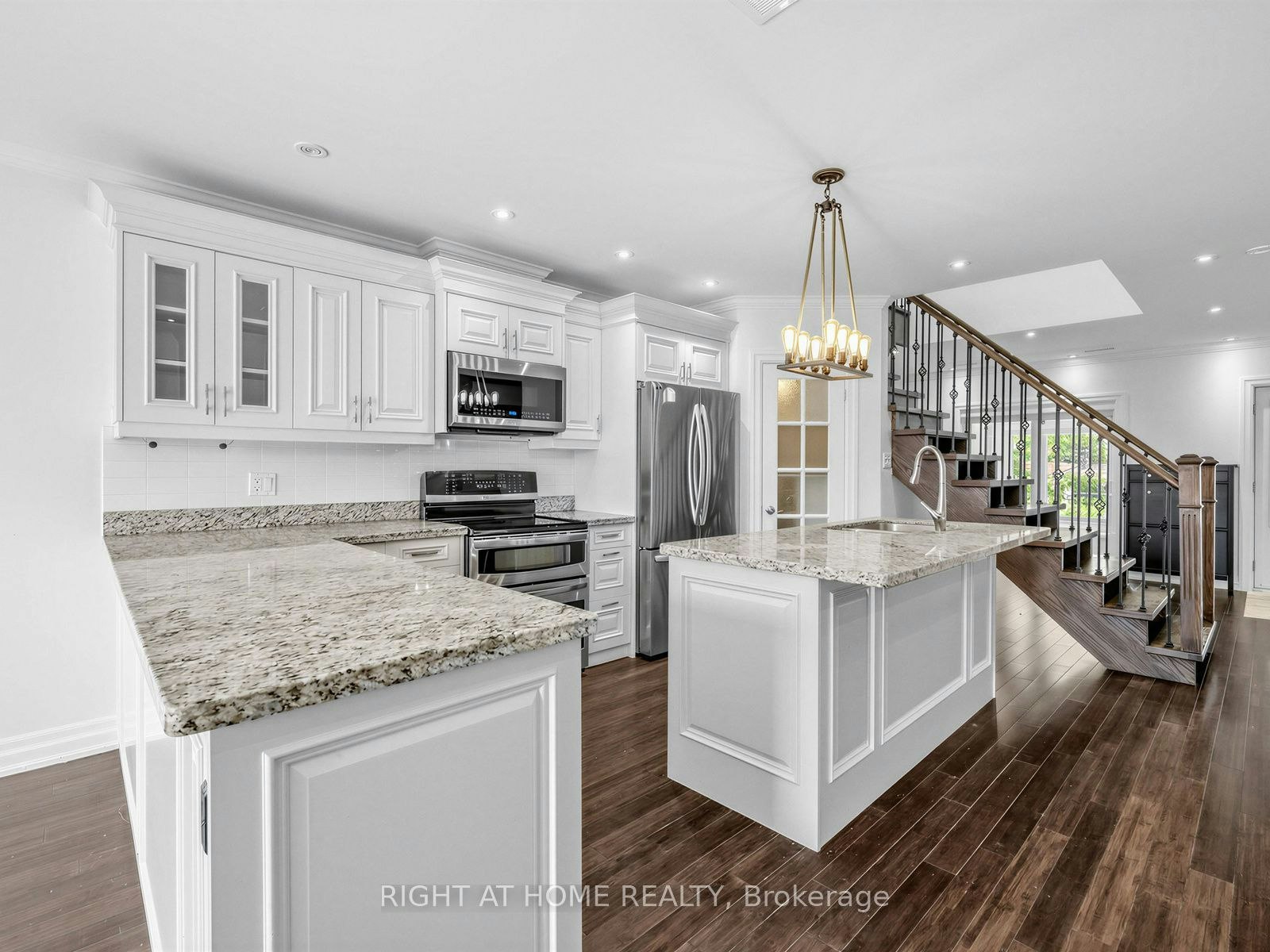 797 Eastern Avenue, Toronto, ON, M4M 1E9 - 22