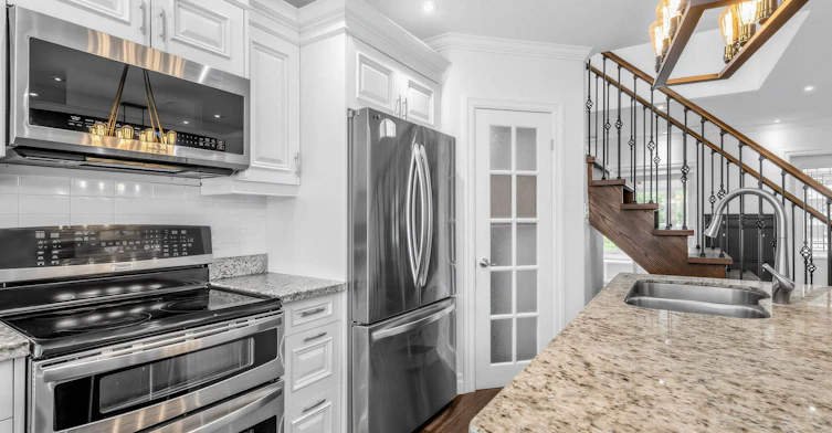 797 Eastern Avenue, Toronto, ON, M4M 1E9 - 25