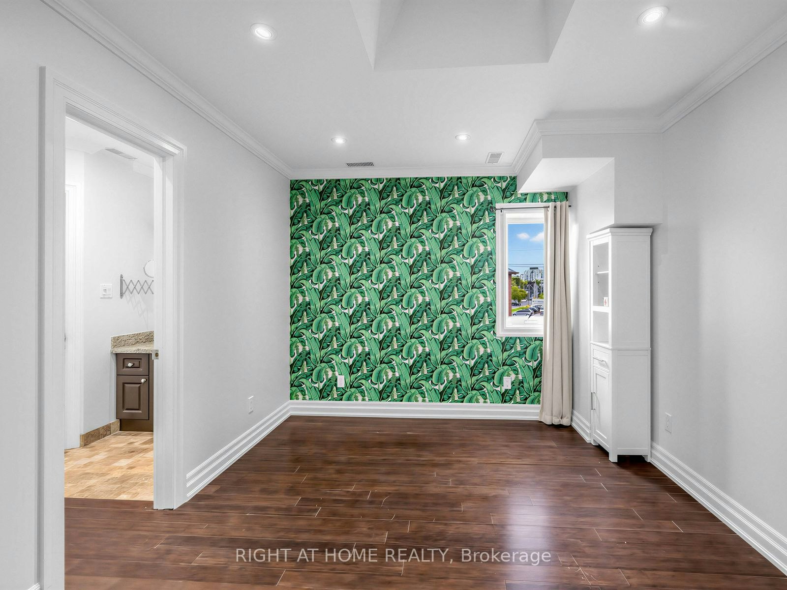797 Eastern Avenue, Toronto, ON, M4M 1E9 - 32