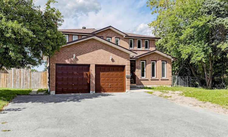 21 Lovekin Grove
