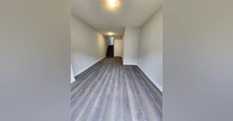 8 Royal Collection Way, Whitby, ON, L1P 0P1 - 20