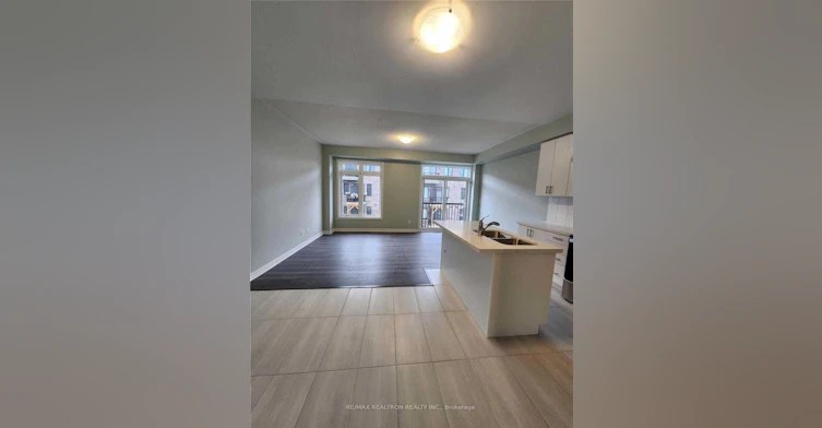 8 Royal Collection Way, Whitby, ON, L1P 0P1 - 6