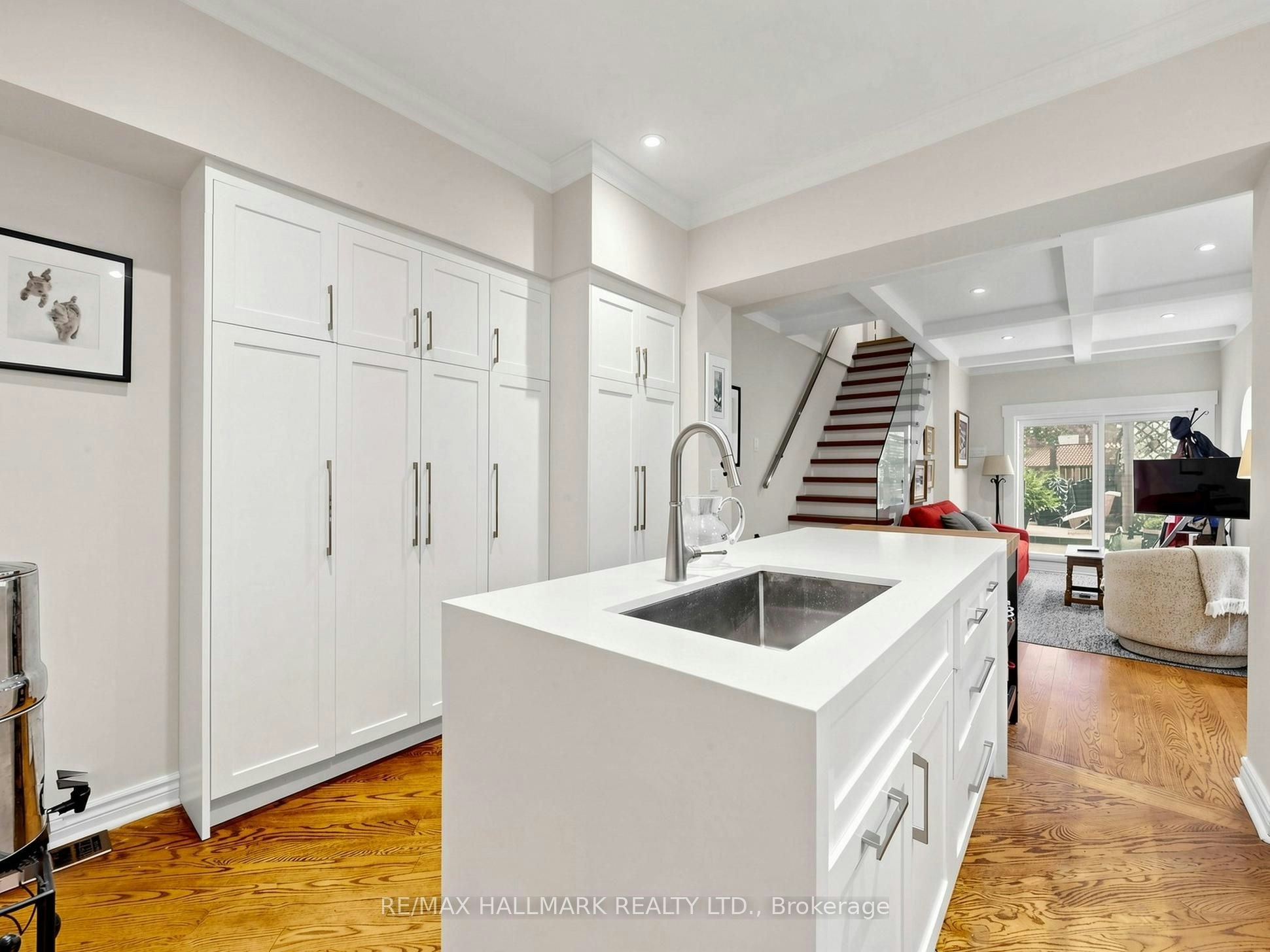 Main/Second Floor-20 Glenfern Avenue, Toronto, ON, M4E 1B7 - 15