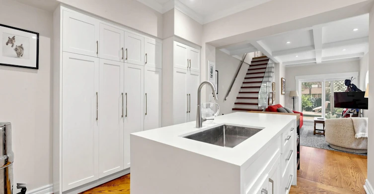 Main/Second Floor-20 Glenfern Avenue, Toronto, ON, M4E 1B7 - 15