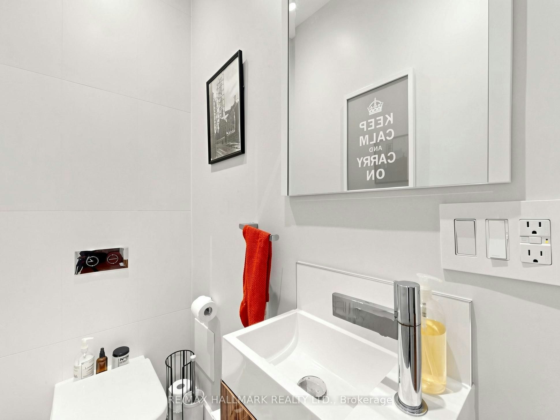 Main/Second Floor-20 Glenfern Avenue, Toronto, ON, M4E 1B7 - 11
