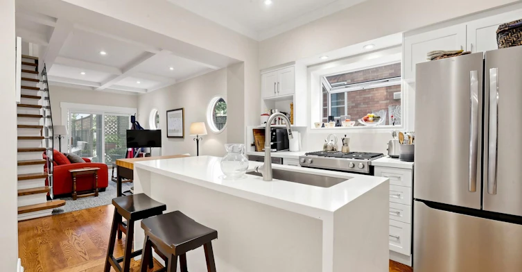 Main/Second Floor-20 Glenfern Avenue, Toronto, ON, M4E 1B7 - 16