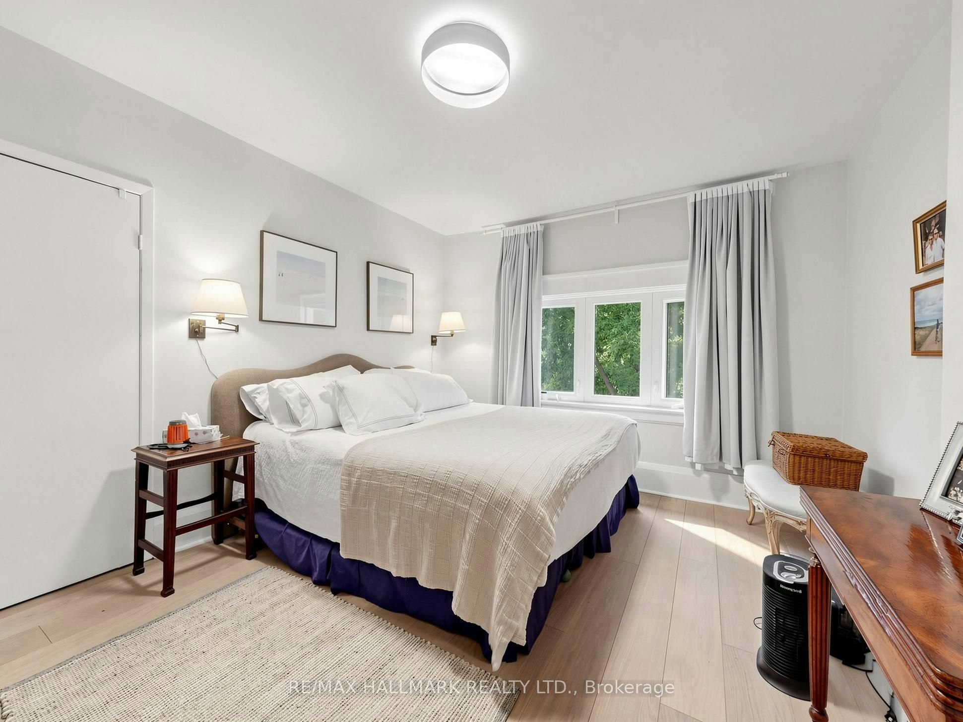 Main/Second Floor-20 Glenfern Avenue, Toronto, ON, M4E 1B7 - 18