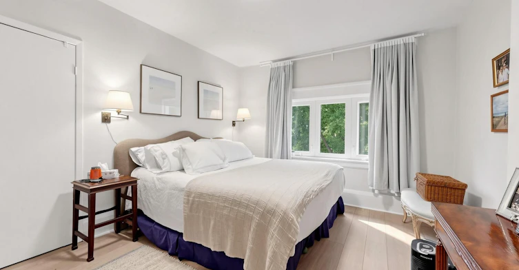 Main/Second Floor-20 Glenfern Avenue, Toronto, ON, M4E 1B7 - 18