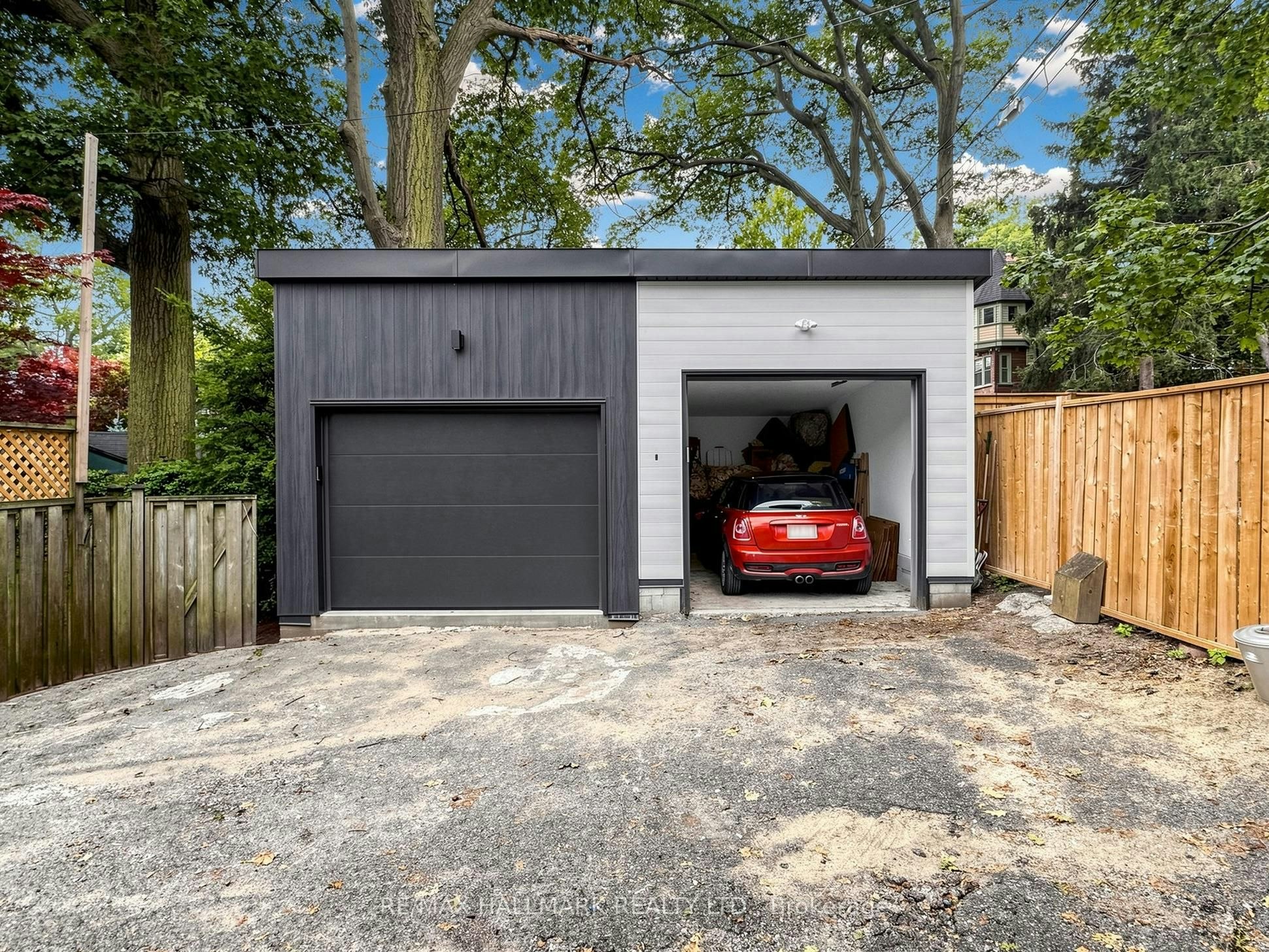 Main/Second Floor-20 Glenfern Avenue, Toronto, ON, M4E 1B7 - 30
