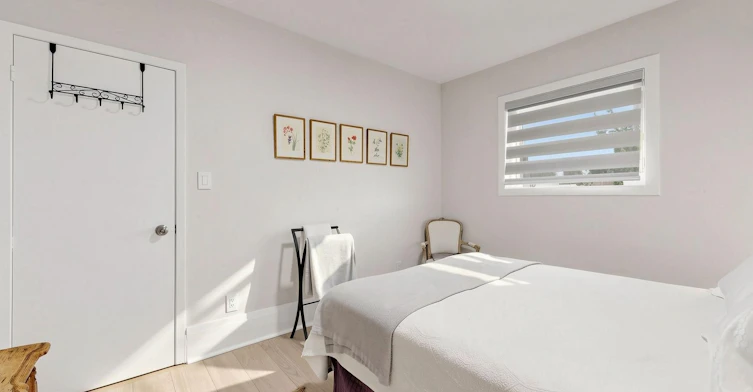 Main/Second Floor-20 Glenfern Avenue, Toronto, ON, M4E 1B7 - 22