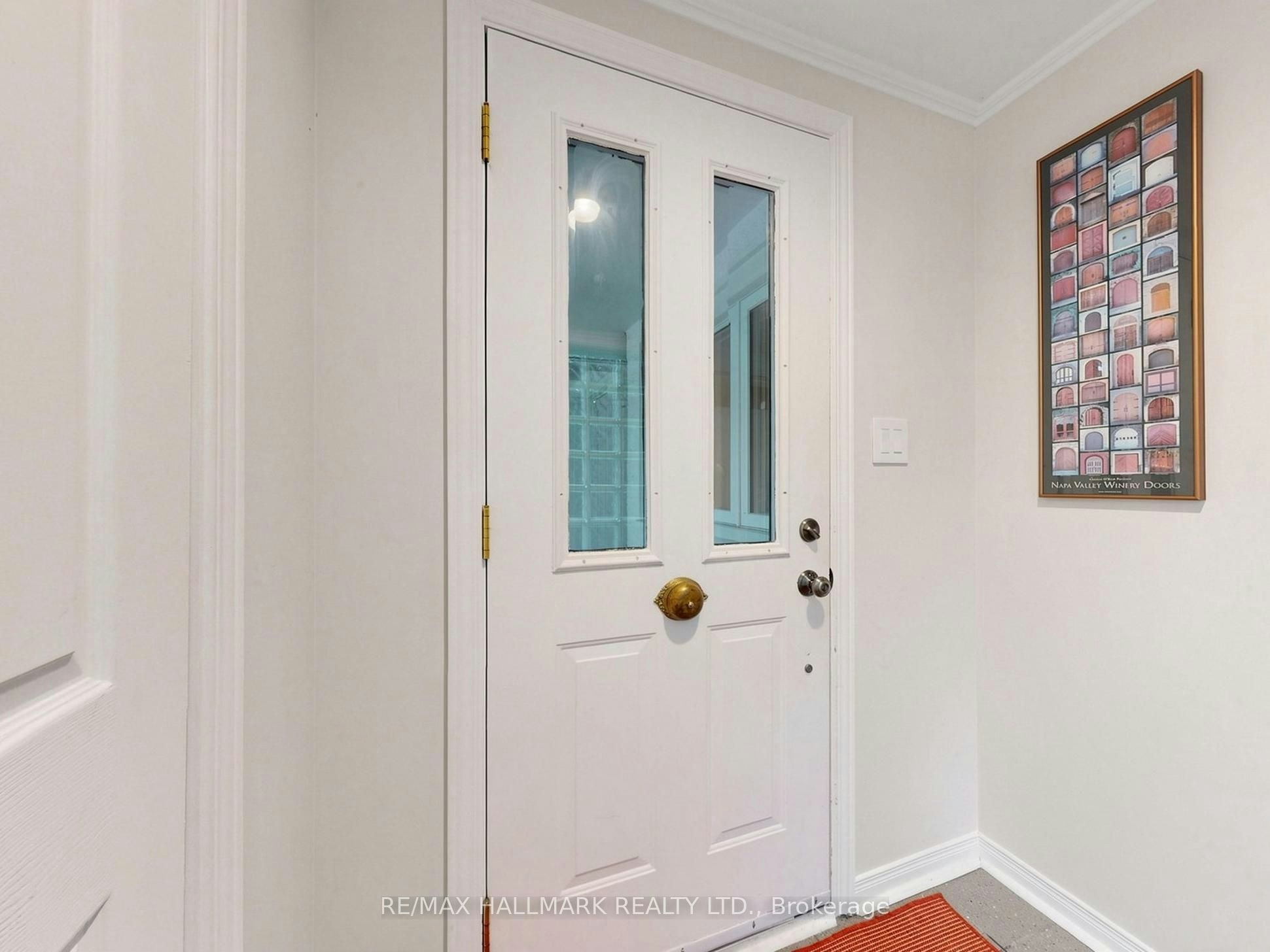 Main/Second Floor-20 Glenfern Avenue, Toronto, ON, M4E 1B7 - 12
