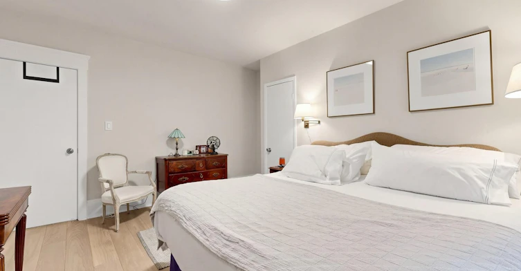 Main/Second Floor-20 Glenfern Avenue, Toronto, ON, M4E 1B7 - 20