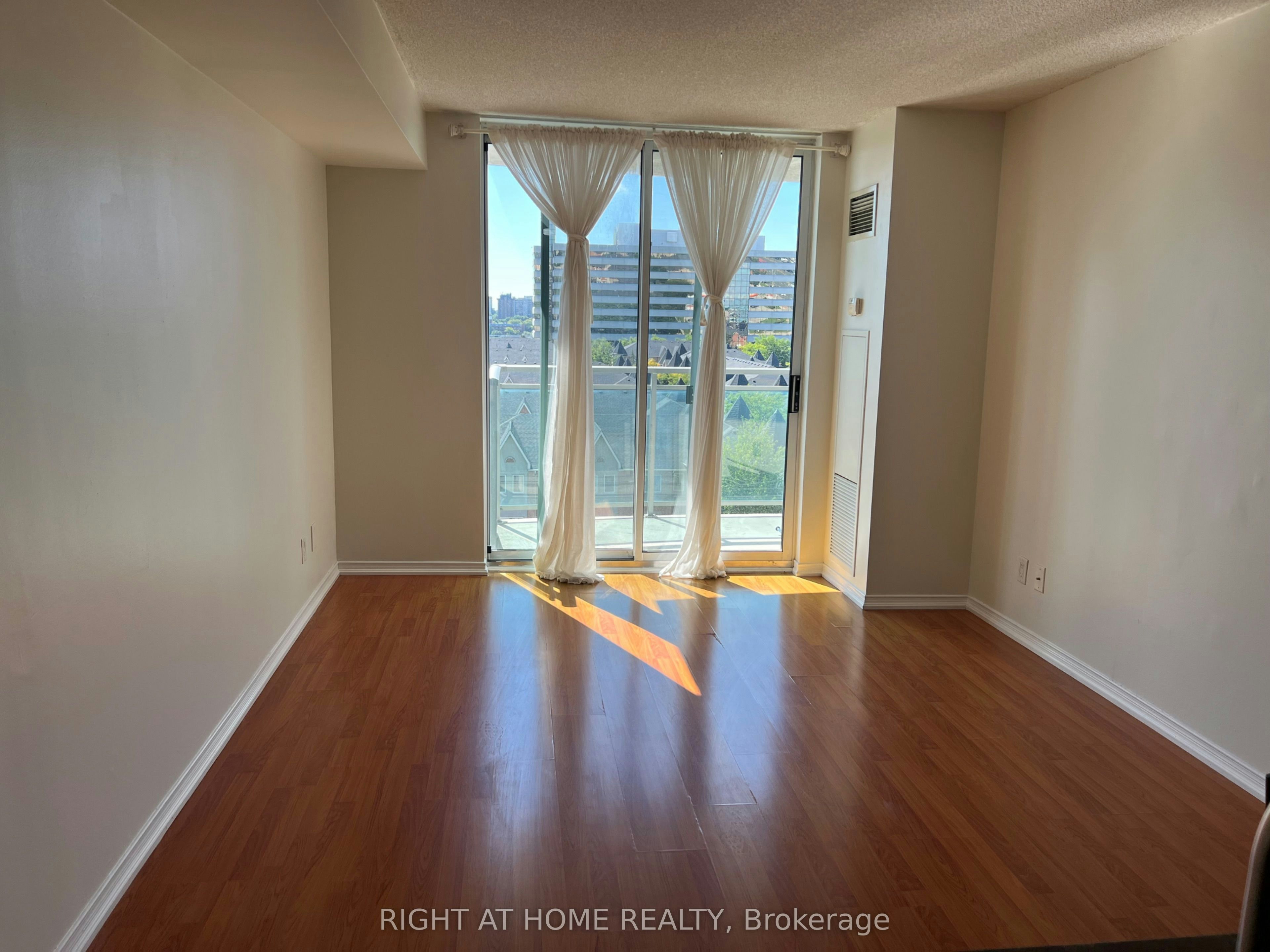 7D-8 Rosebank Drive, Toronto, ON, M1B 5Z3 - 10