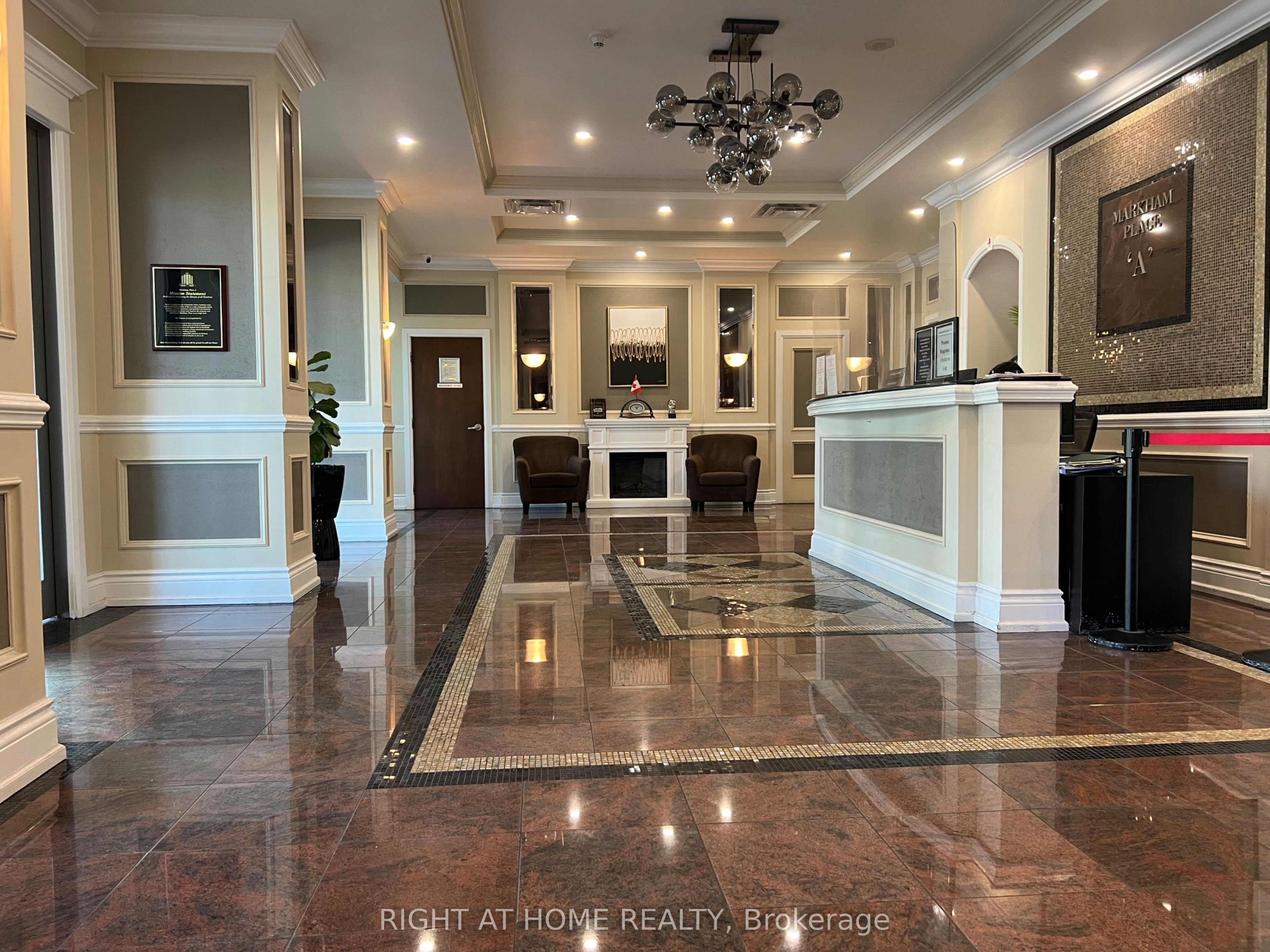 7D-8 Rosebank Drive, Toronto, ON, M1B 5Z3 - 3