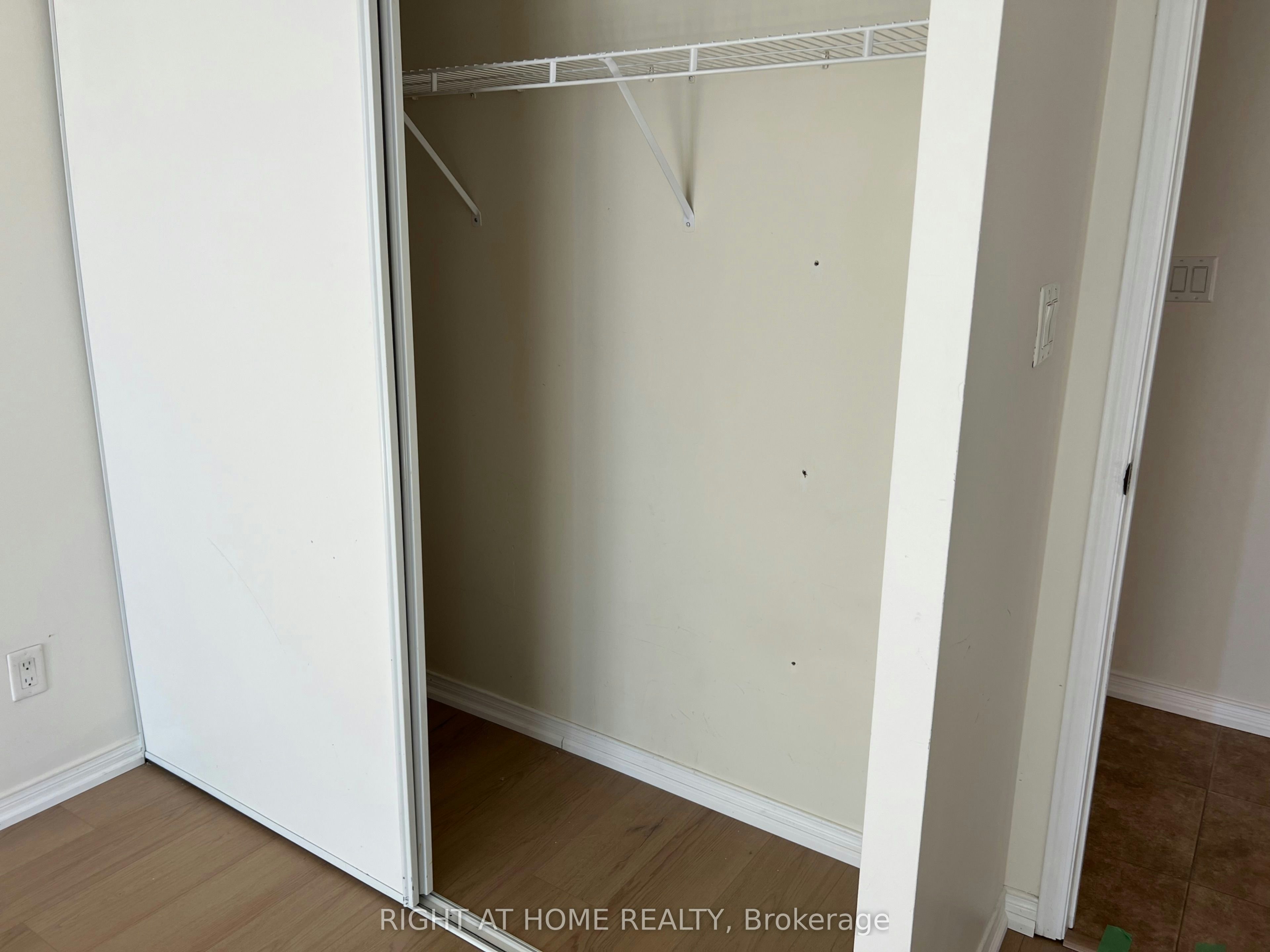 7D-8 Rosebank Drive, Toronto, ON, M1B 5Z3 - 13