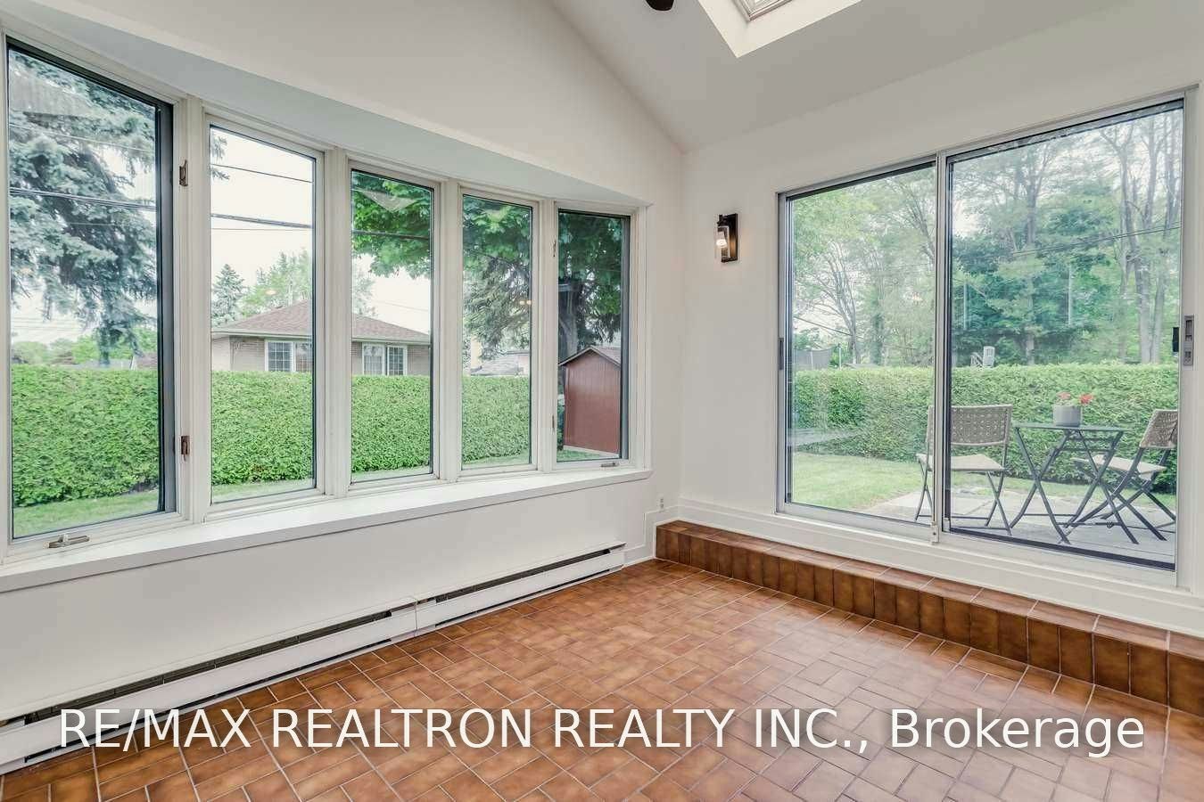 (Main Floor)-100 Meldazy Drive, Toronto, ON, M1P 4G3 - 13