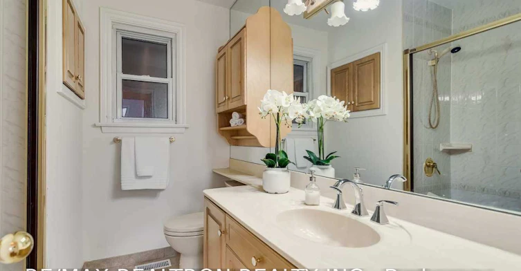 (Main Floor)-100 Meldazy Drive, Toronto, ON, M1P 4G3 - 16