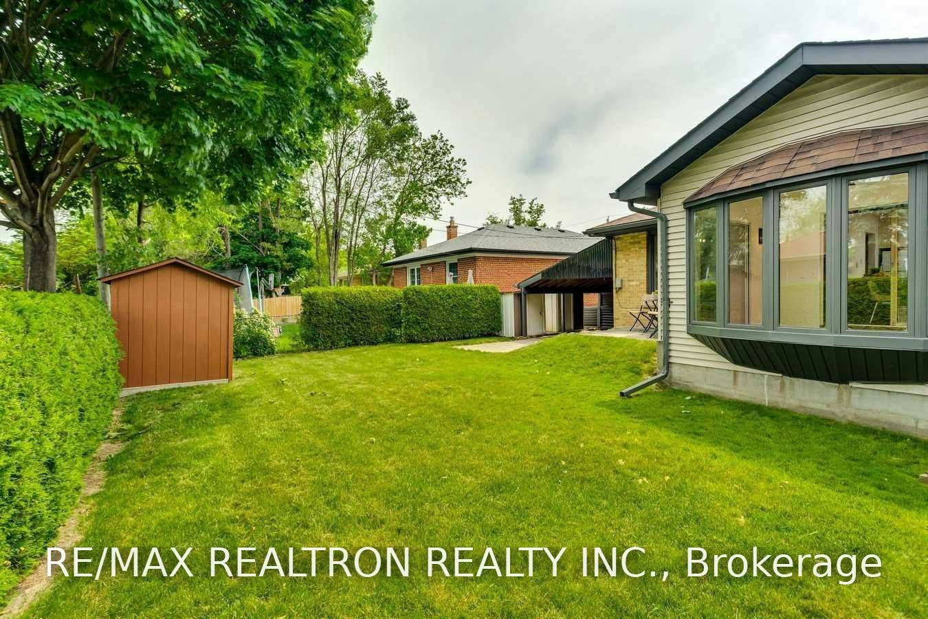 (Main Floor)-100 Meldazy Drive, Toronto, ON, M1P 4G3 - 19