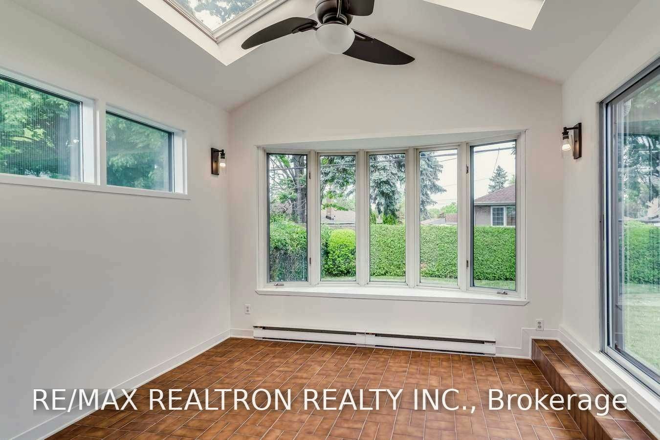 (Main Floor)-100 Meldazy Drive, Toronto, ON, M1P 4G3 - 12