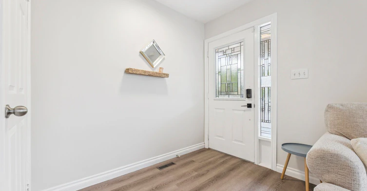 27 Haverhill Crescent, Whitby, ON, L1R 3E7 - 3