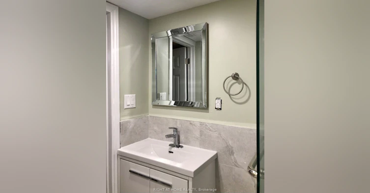 Basement-3 Bexhill Avenue, Toronto, ON, M1L 3B3 - 8