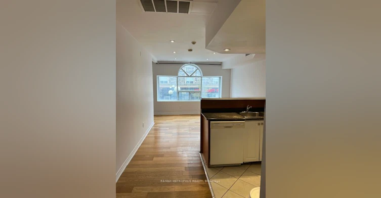 4-1431 & 1433 Gerrard Street E, Toronto, ON, M4L 1Z7