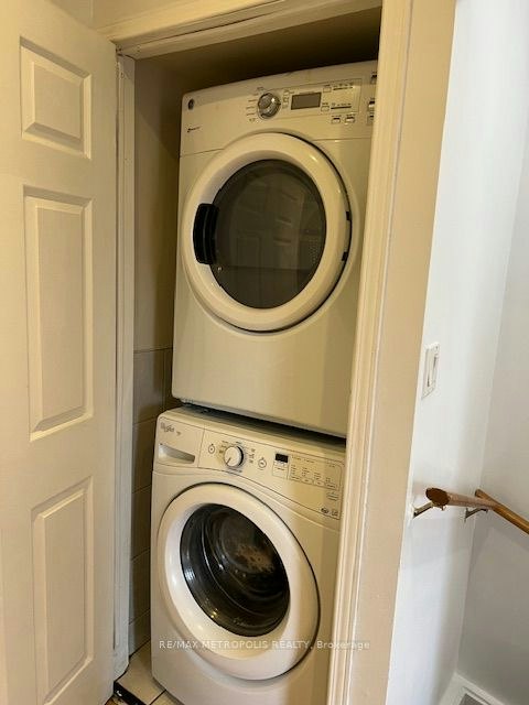 4-1431 & 1433 Gerrard Street E, Toronto, ON, M4L 1Z7 - 7