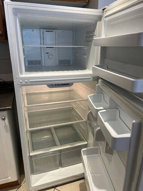 4-1431 & 1433 Gerrard Street E, Toronto, ON, M4L 1Z7 - 12