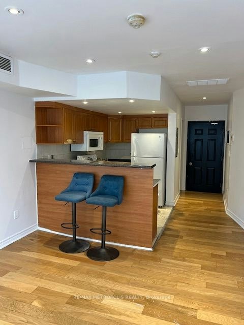 4-1431 & 1433 Gerrard Street E, Toronto, ON, M4L 1Z7 - 3