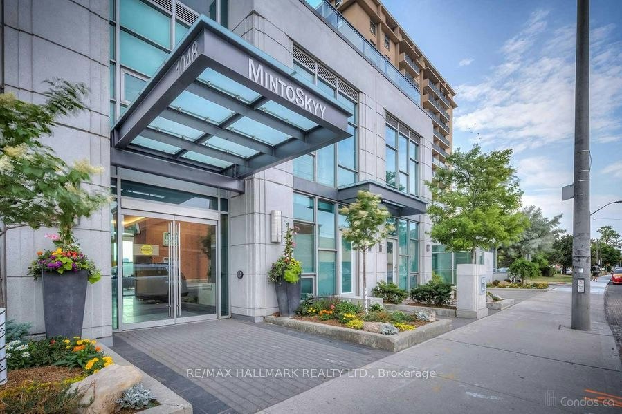 306-1048 Broadview Avenue, Toronto, ON, M4K 2B8 - 2