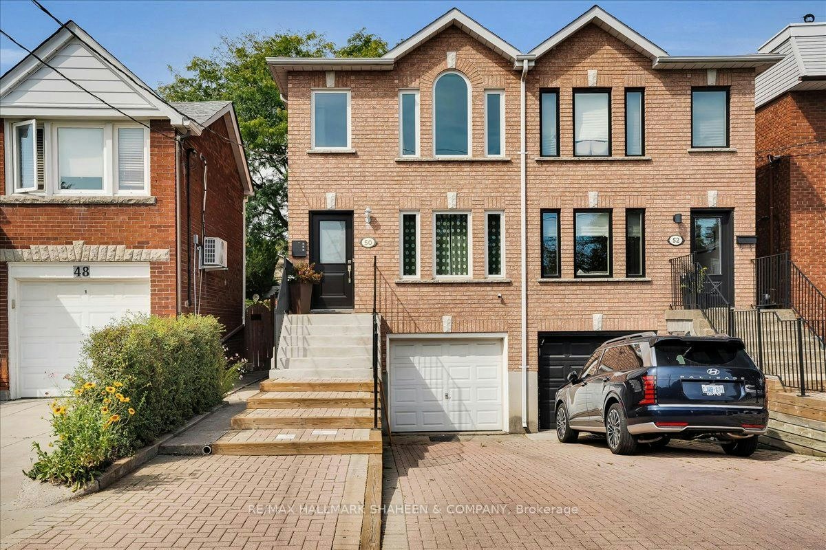 50 Dunkirk Road, Toronto, ON, M4C 2M3