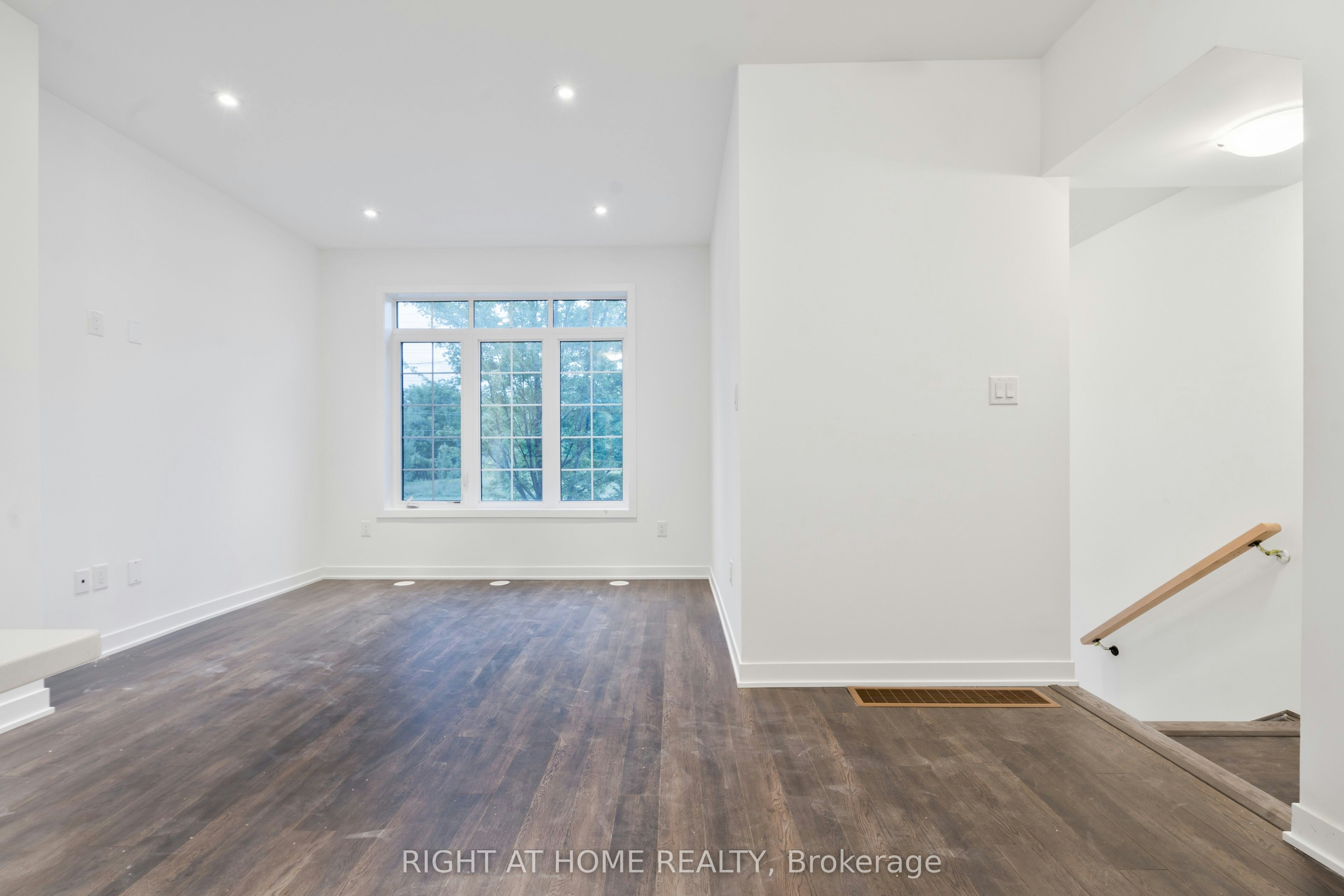 13 Selfridge Way, Whitby, ON, L1N 0N9 - 29