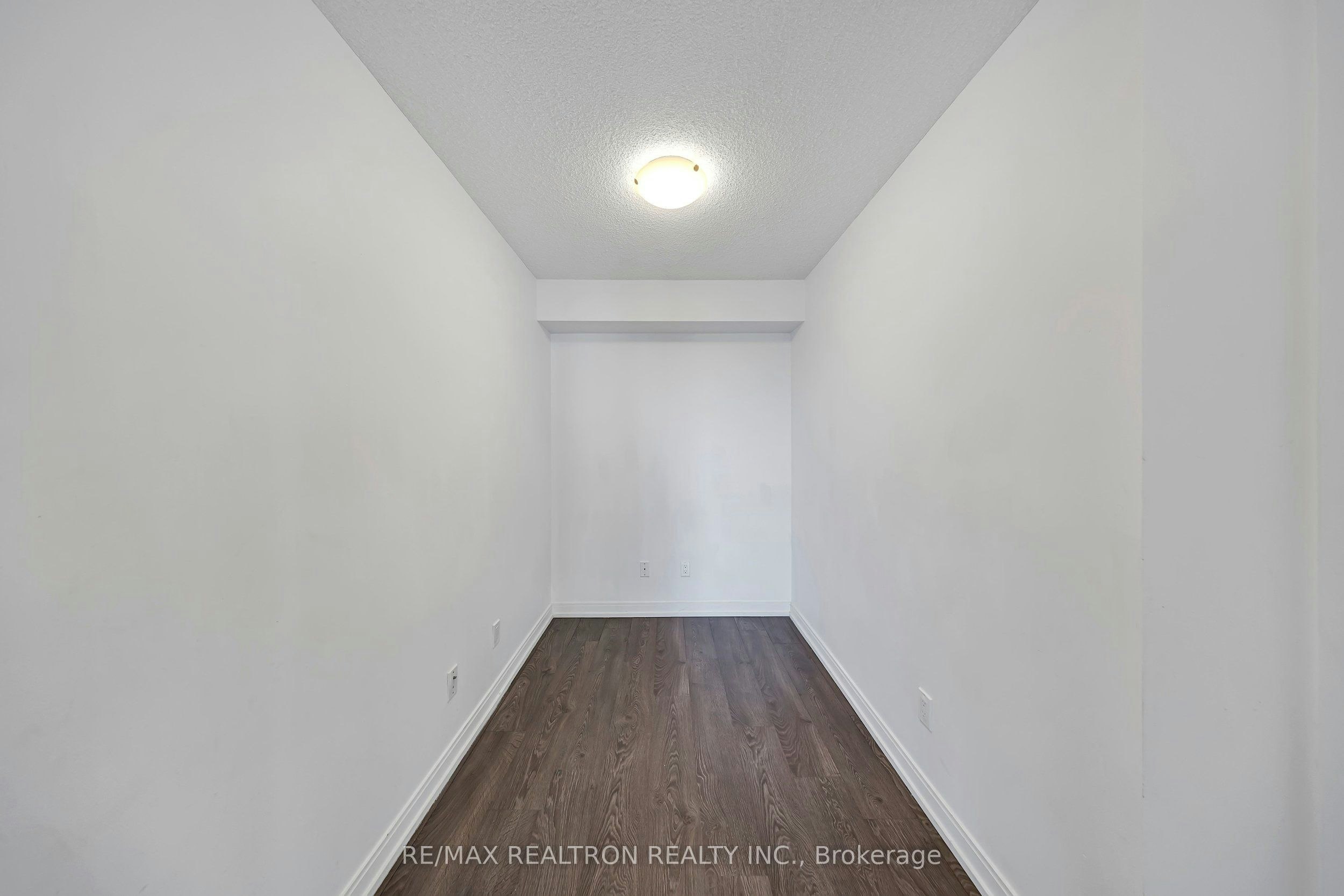 1405-255 Village Green Square, Toronto, ON, M1S 0L7 - 10