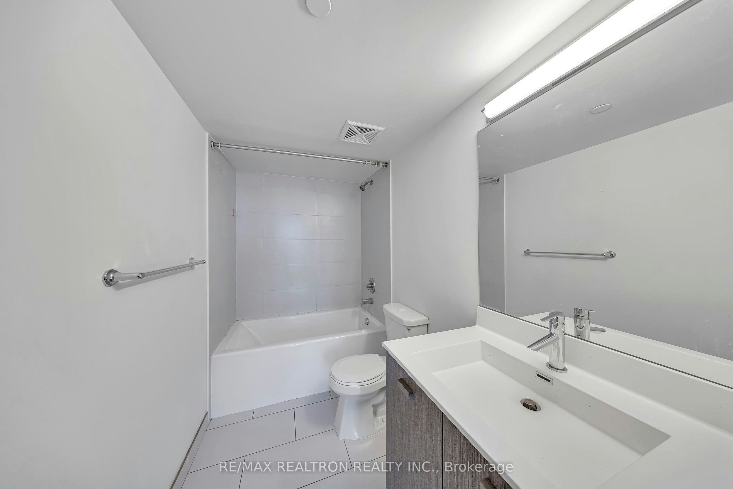 1405-255 Village Green Square, Toronto, ON, M1S 0L7 - 19