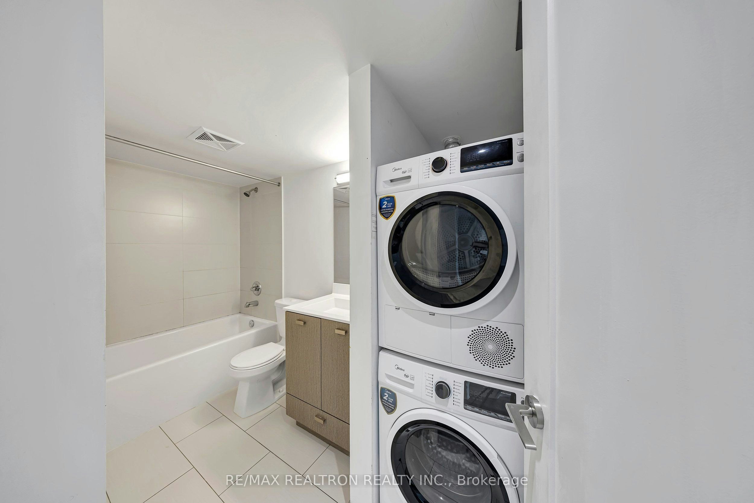 1405-255 Village Green Square, Toronto, ON, M1S 0L7 - 11