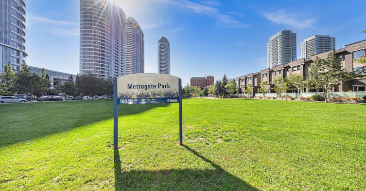 1405-255 Village Green Square, Toronto, ON, M1S 0L7 - 24