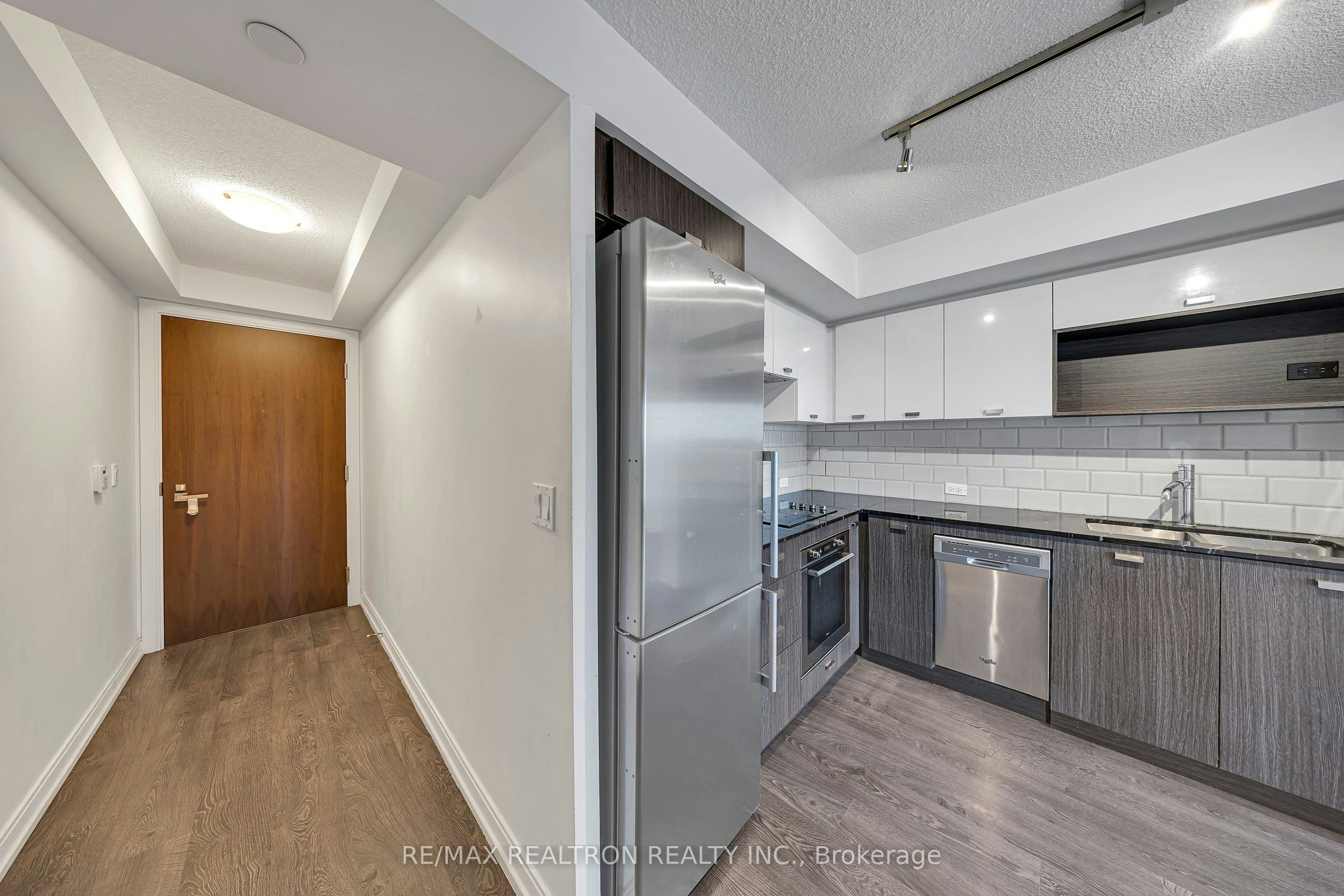 1405-255 Village Green Square, Toronto, ON, M1S 0L7 - 3