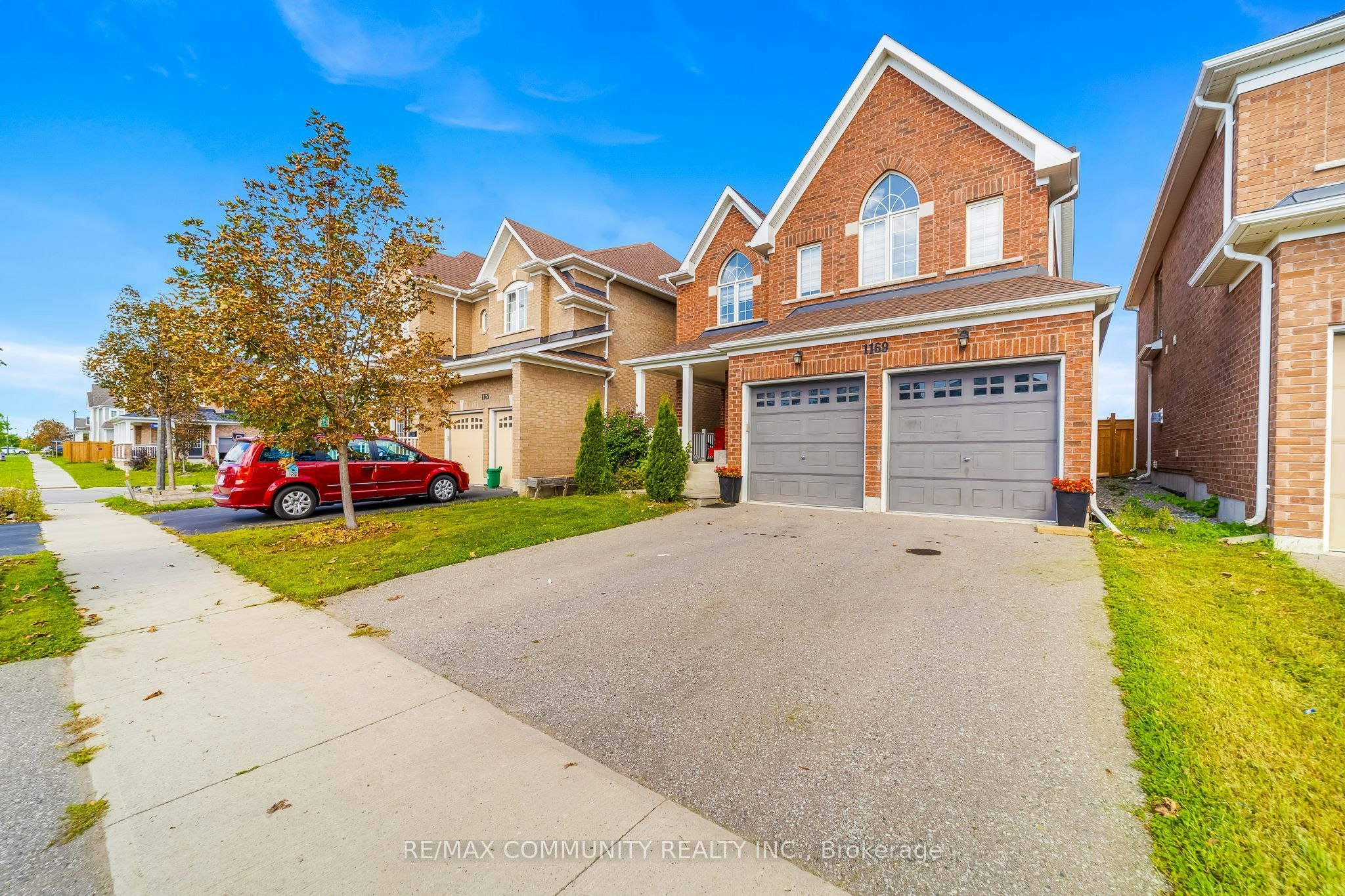 1169 Greenhill Avenue, Oshawa, ON, L1K 0X8 - 2