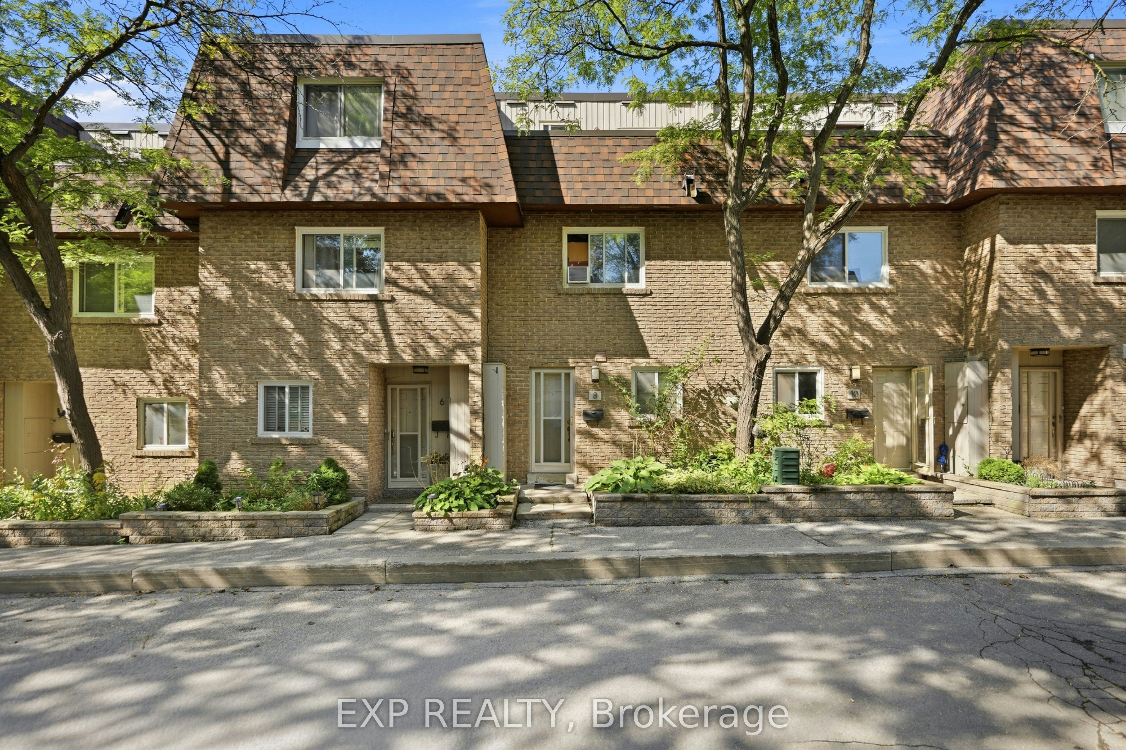 8-275 Manse Road, Toronto, ON, M1E 4X8