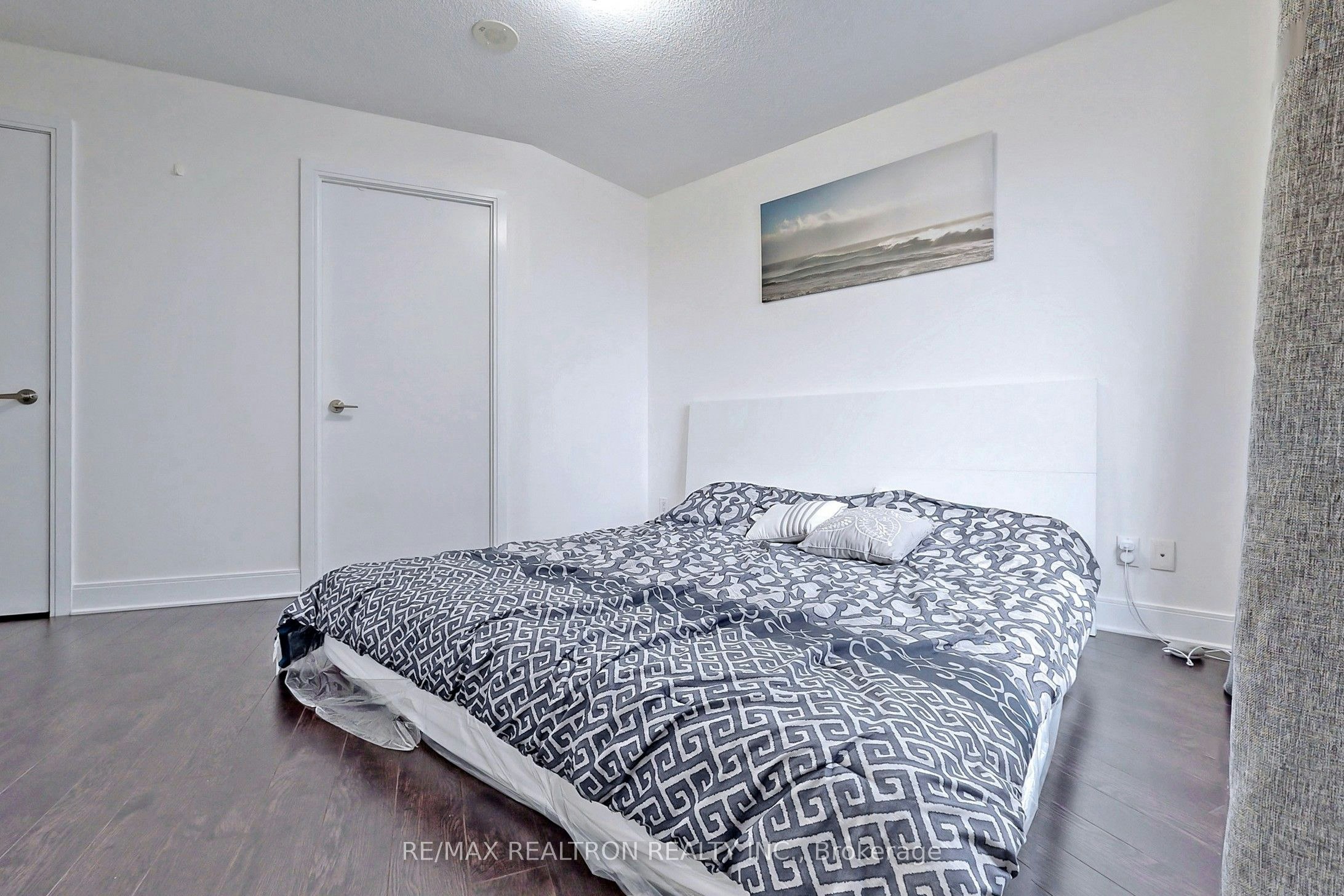 911-125 Village Green Square, Toronto, ON, M1S 0G3 - 30