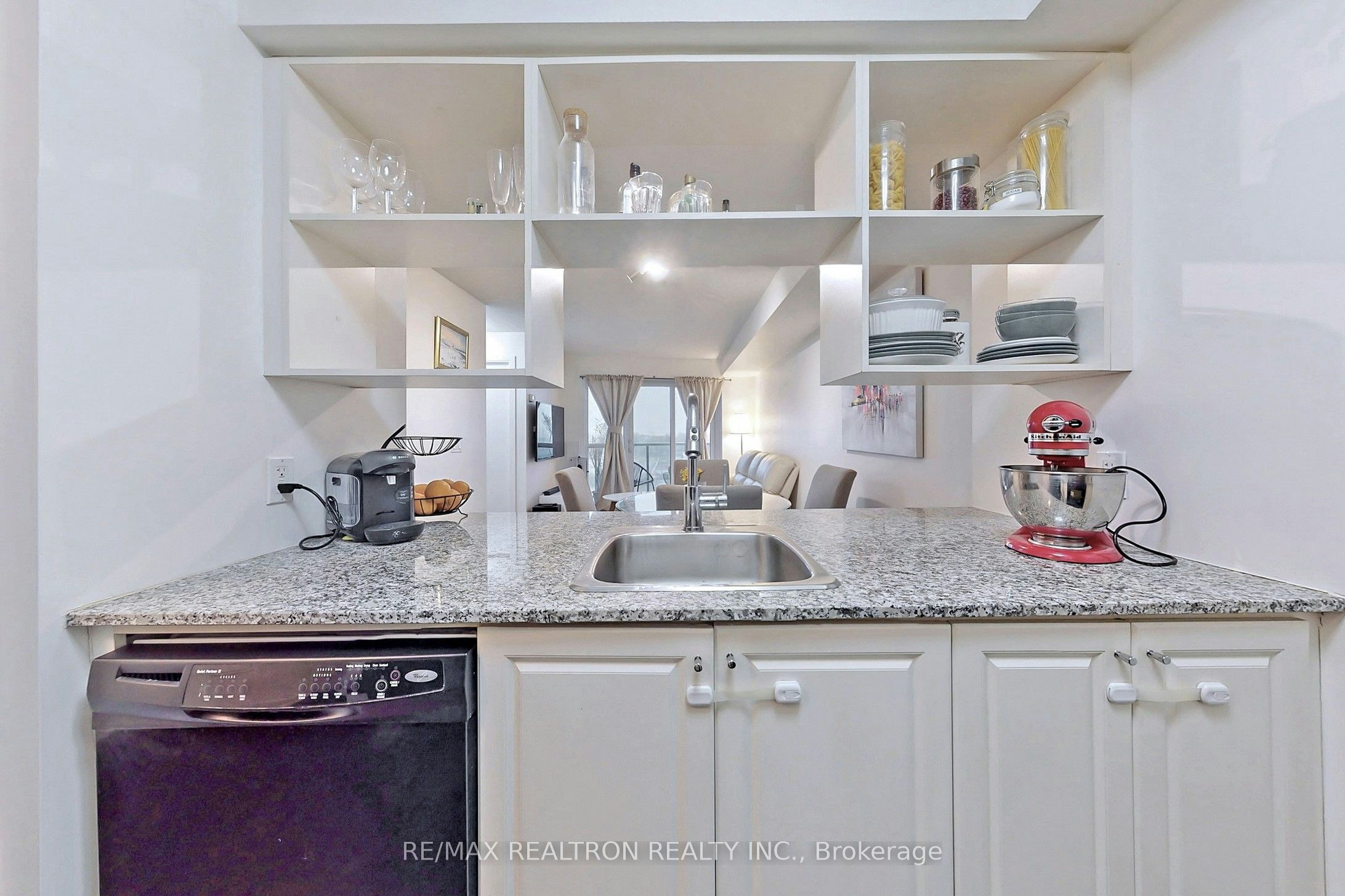911-125 Village Green Square, Toronto, ON, M1S 0G3 - 27