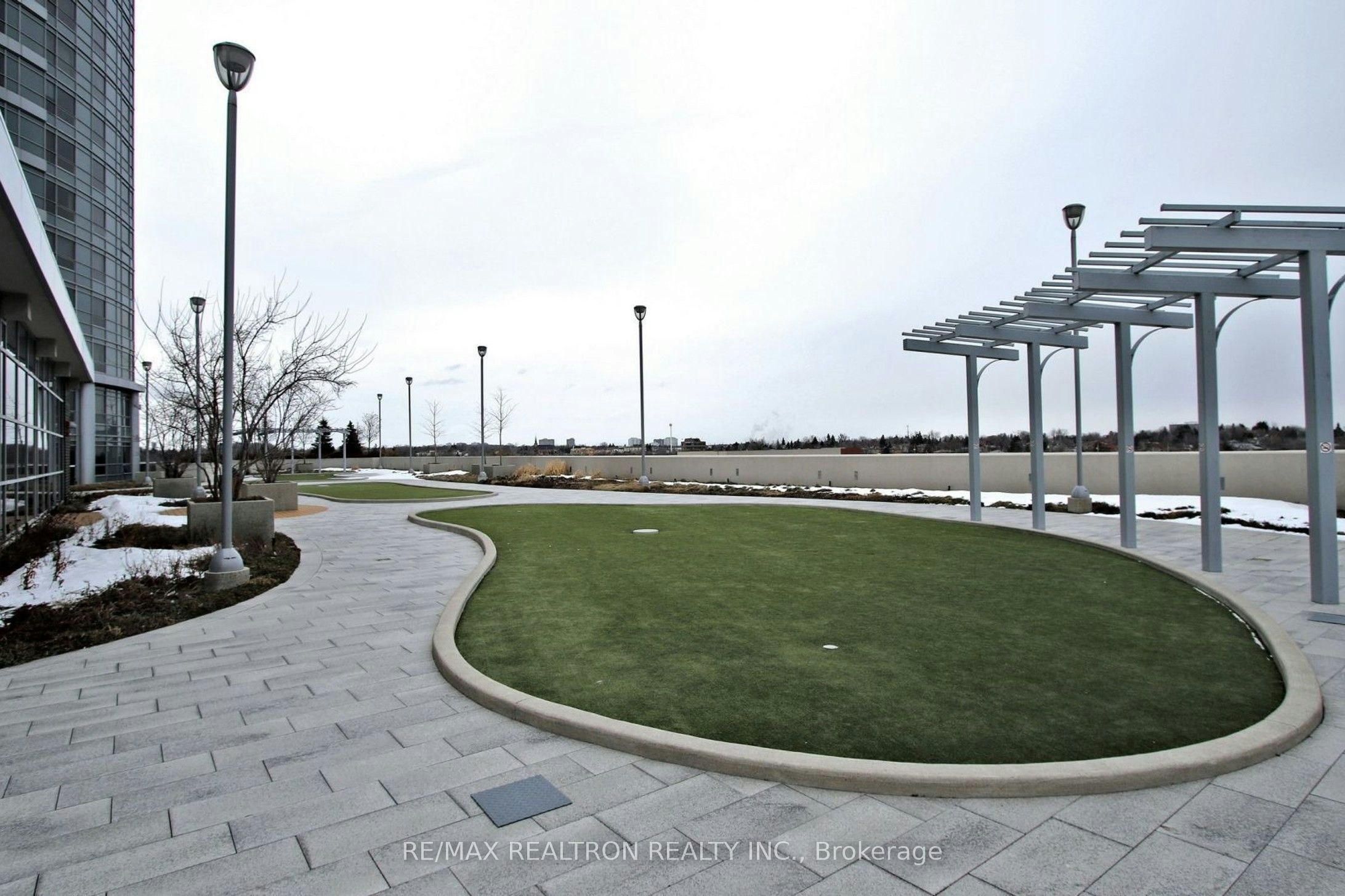 911-125 Village Green Square, Toronto, ON, M1S 0G3 - 46