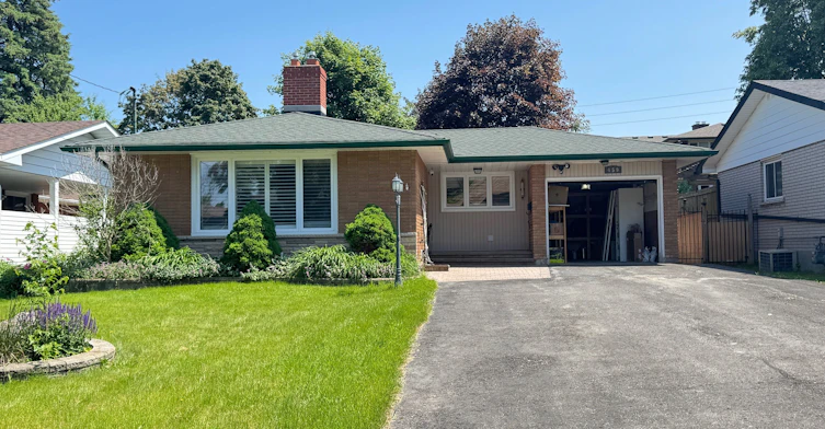 Bsmt-459 Bernhard Crescent, Oshawa, ON, L1G 2B7 - 2