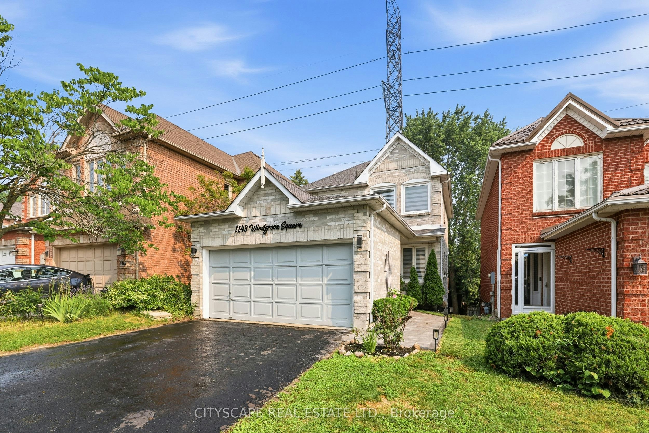 1143 Windgrove Square, Pickering, ON, L1X 2S5