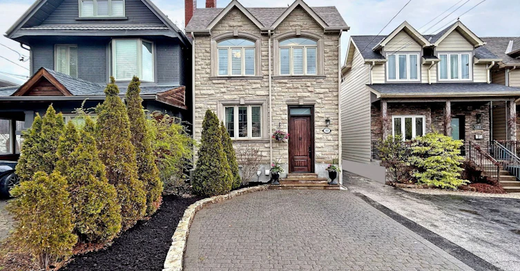 183 Blantyre Avenue, Toronto, ON, M1N 2R6 - 2