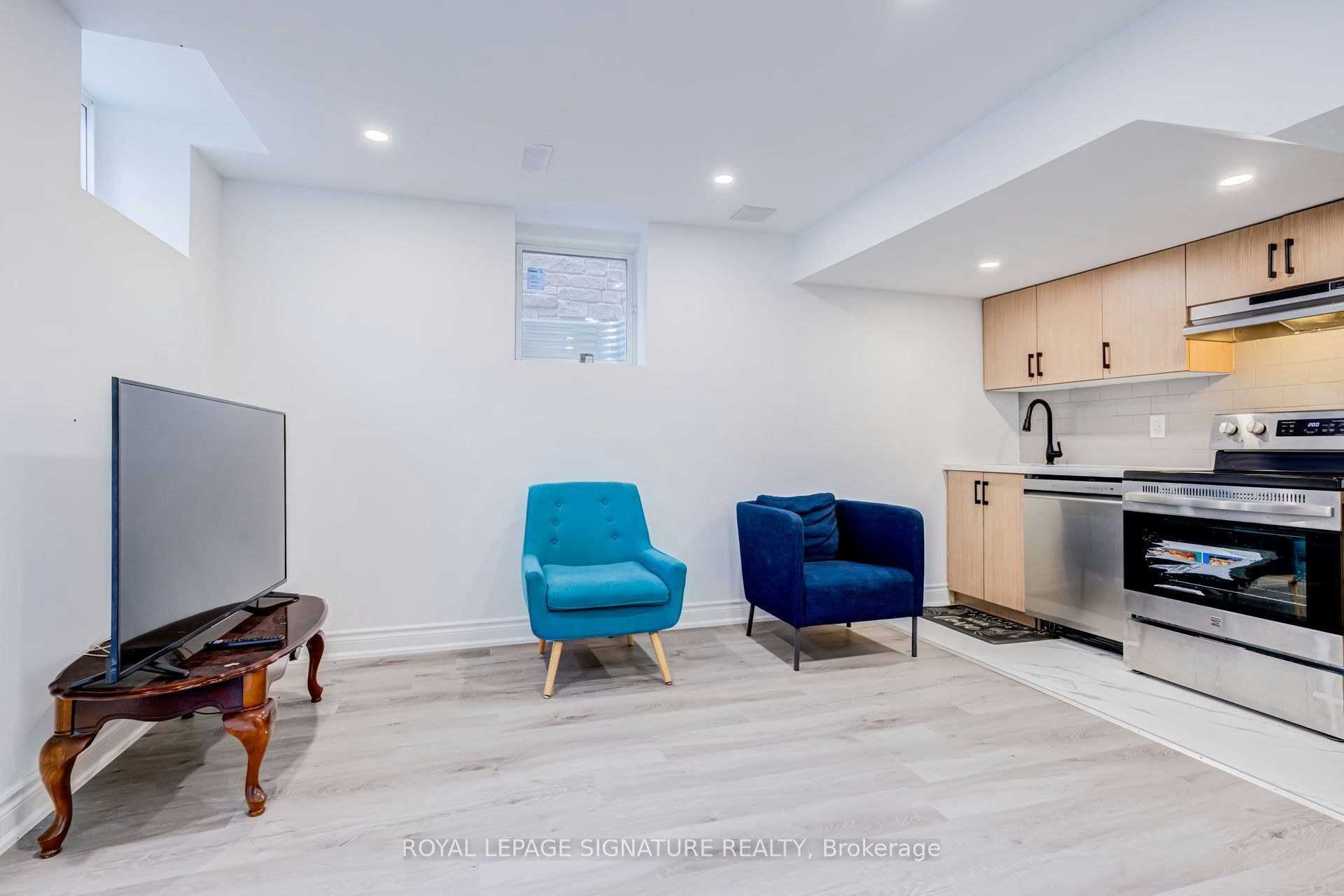 BSMT-14 Portsmouth Drive, Toronto, ON, M1C 5E1