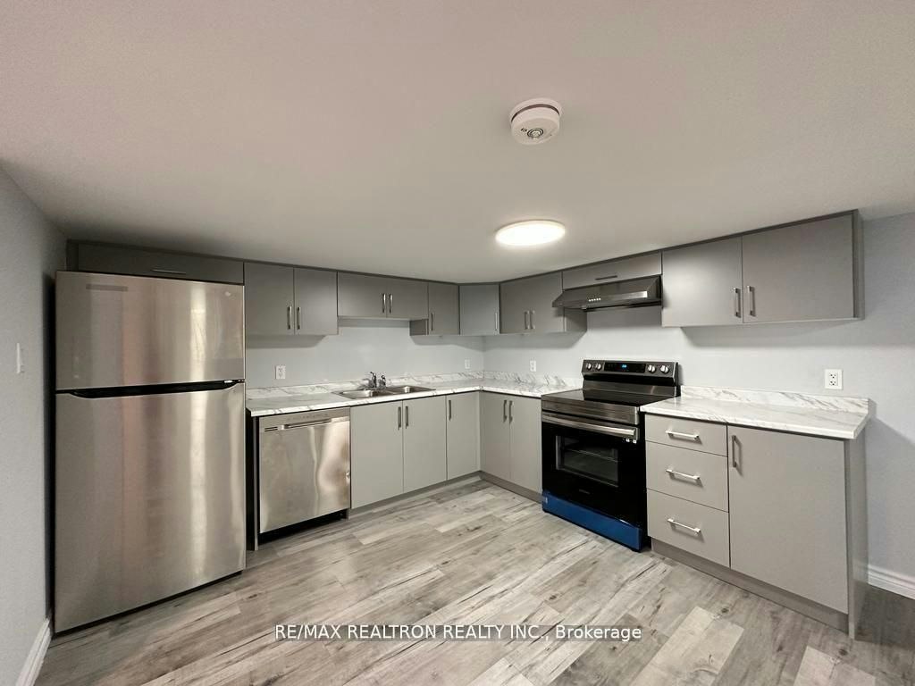 223 Cochrane St (Bsmt) Street, Whitby, ON, L1N 5J2 - 3