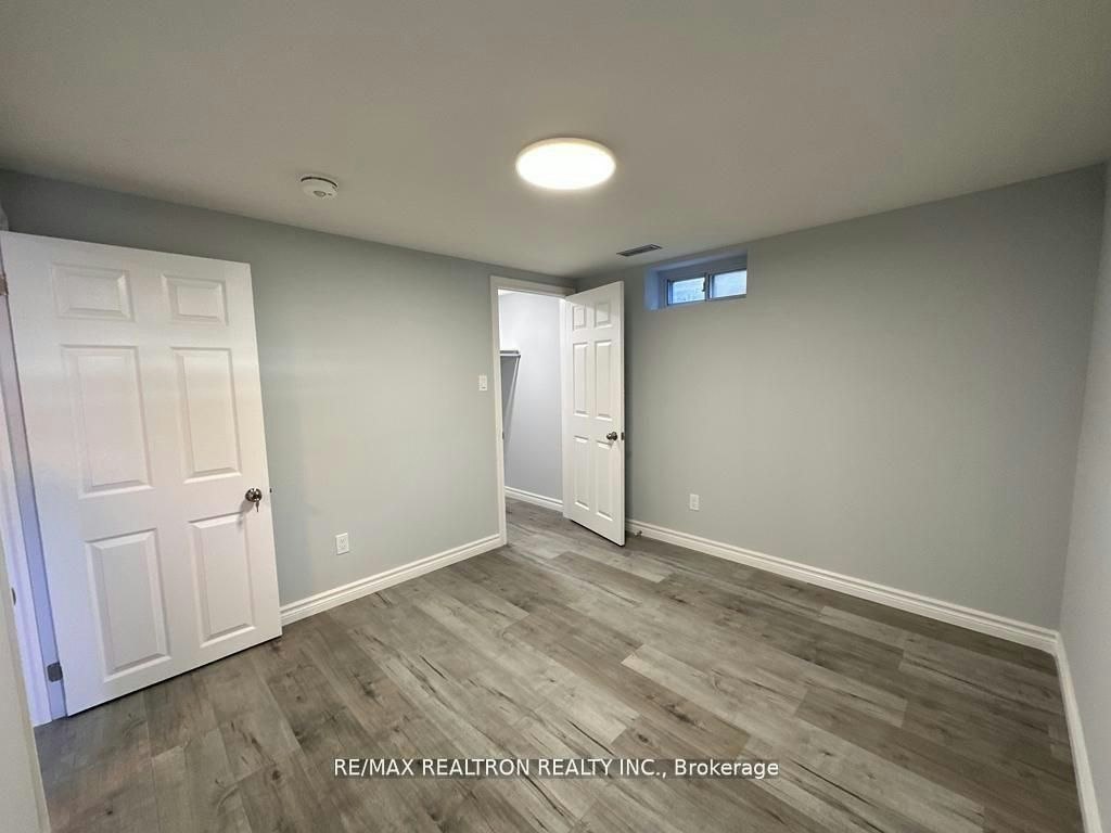 223 Cochrane St (Bsmt) Street, Whitby, ON, L1N 5J2 - 5